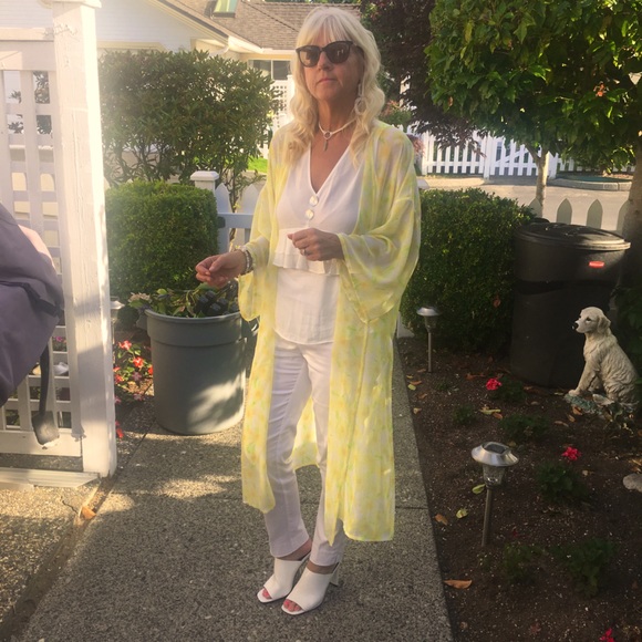 Kimono Wrap - Picture 1 of 2